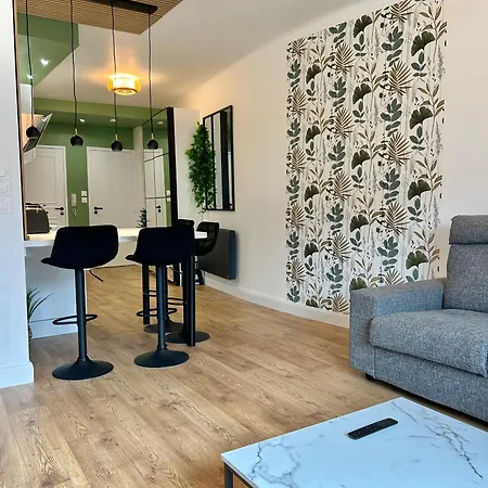 Apartament Le Chardon- 2chambres- Avec Stationnement